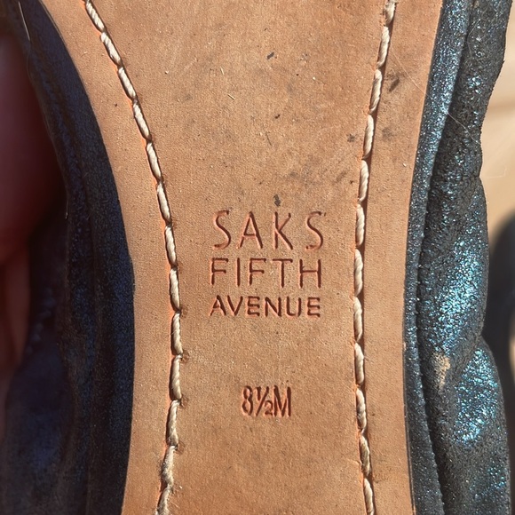 Saks Fifth Avenue leather stretch ballet flats - Picture 3 of 7